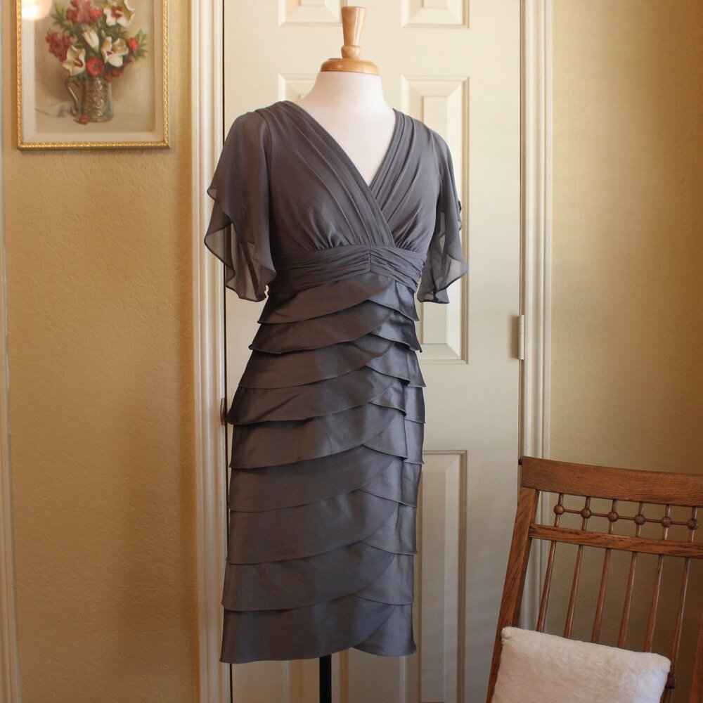 Adrianna Papell Women's Silver Gray Cocktail Dress - Size 8